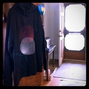 NWT black sweatshirt with shell pattern